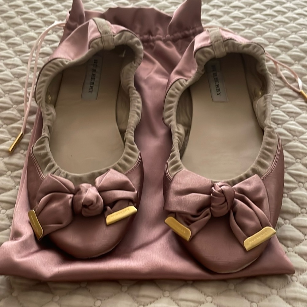 Woman’s Burberry Silk & Suede Slippers